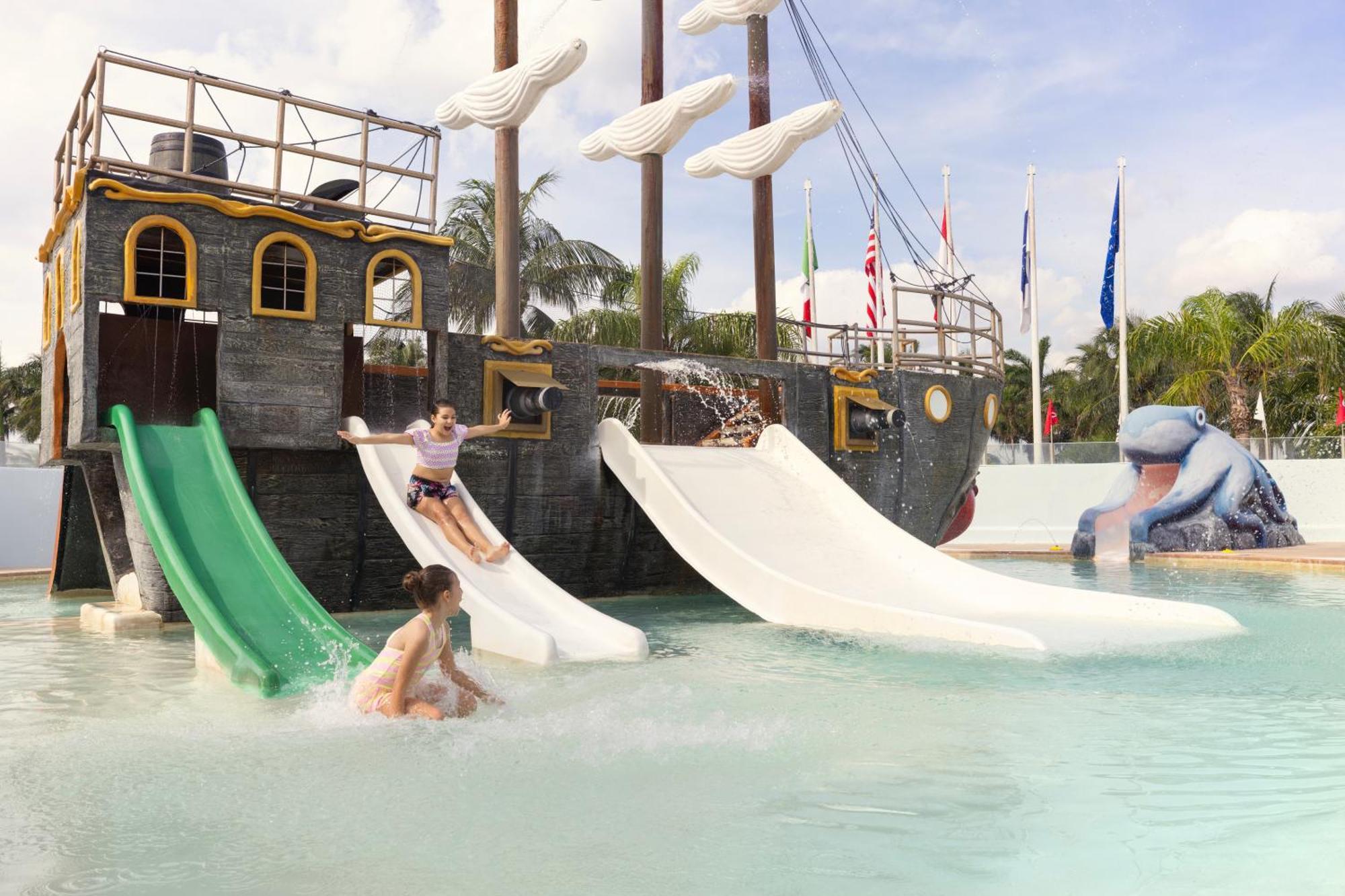 Seadust Cancun Family Resort Exteriör bild